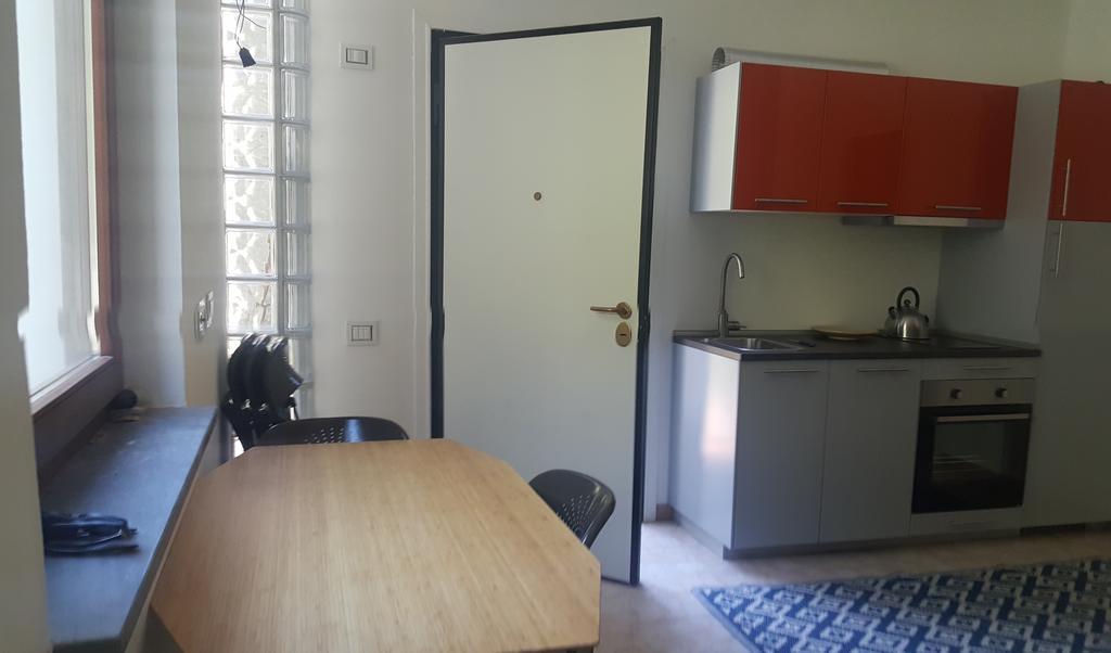 Le Terrazze Al Sole Apartment&Room فيرناتْسا المظهر الخارجي الصورة